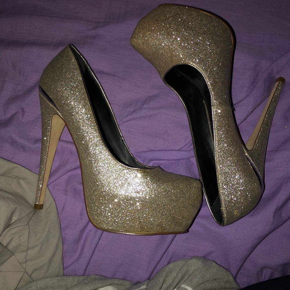 Aldo Glitter Pumps